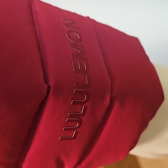 Lululemon pack it down jacket - Picture 3 of 6